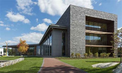 snhu summer camps.